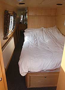 Zinfandel - bedroom, daytime